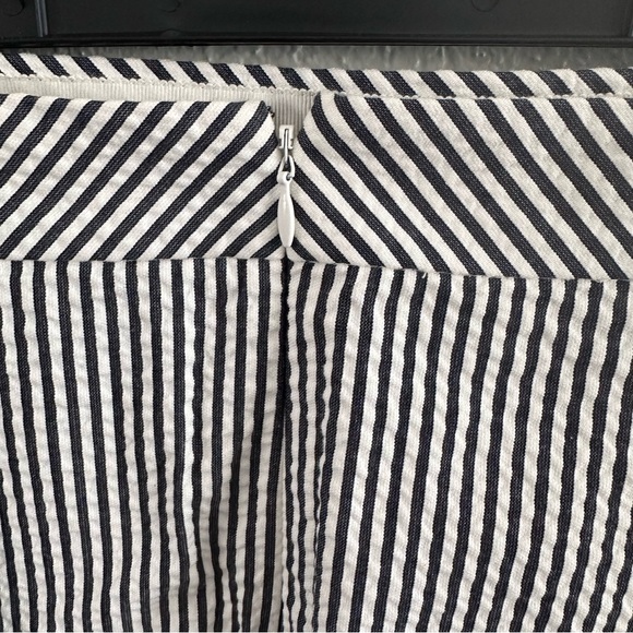 J.Crew Striped Seersucker Pencil Skirt Size 4 - Picture 6 of 11